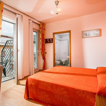 ליגננו סביאדורו Hotel Vienna מראה חיצוני תמונה