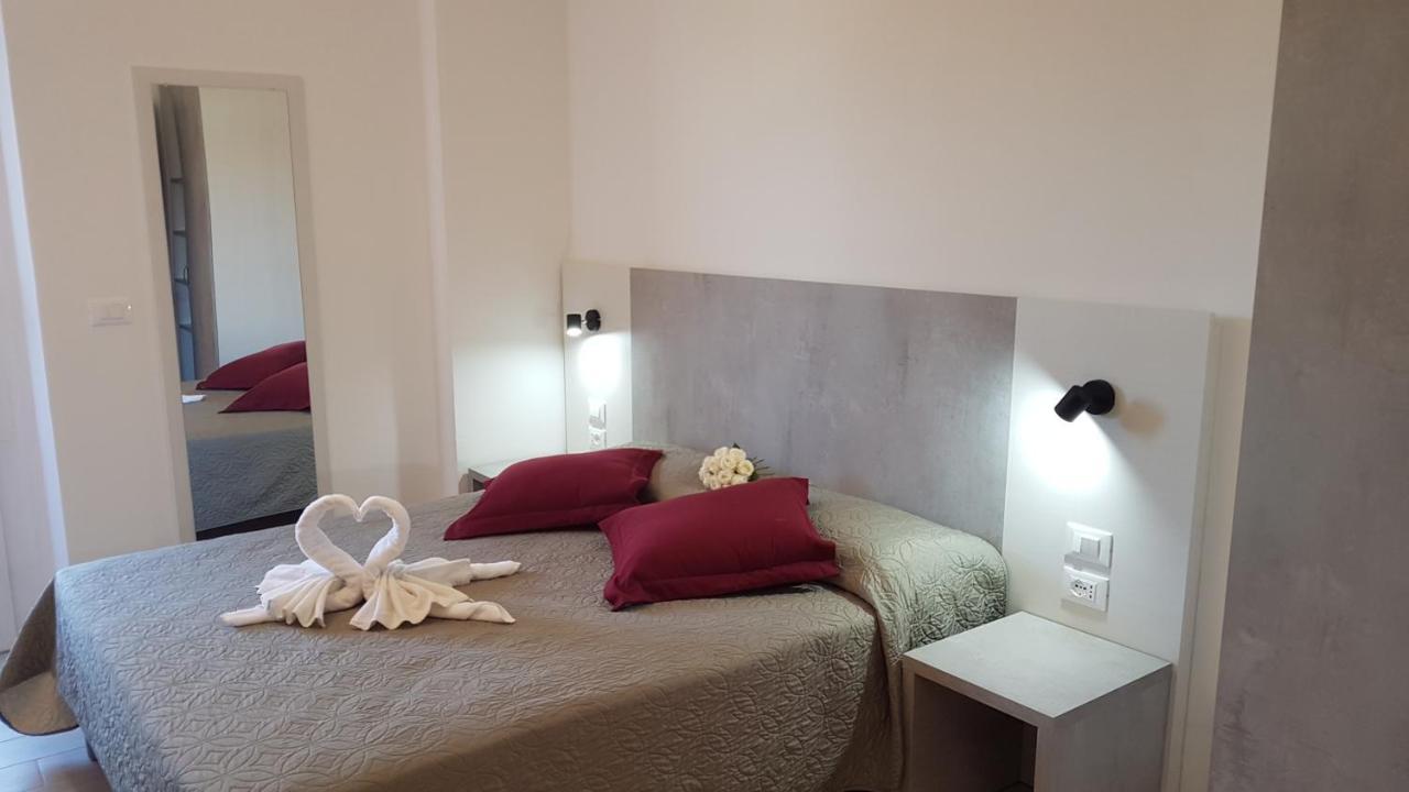 ליגננו סביאדורו Hotel Vienna מראה חיצוני תמונה
