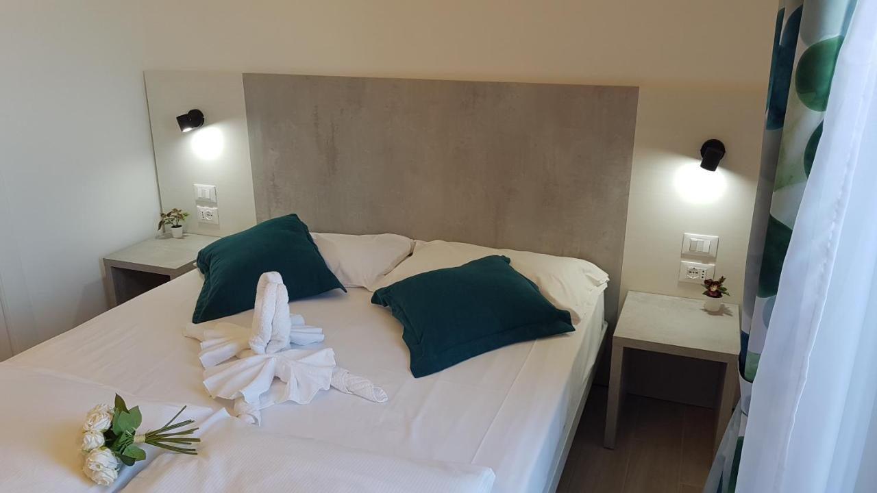 ליגננו סביאדורו Hotel Vienna מראה חיצוני תמונה