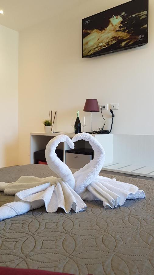 ליגננו סביאדורו Hotel Vienna מראה חיצוני תמונה