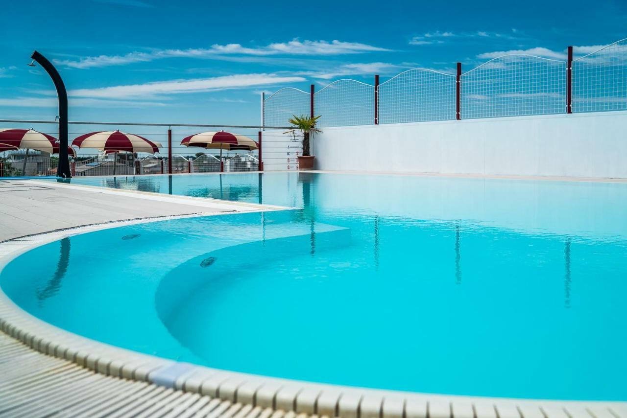 ליגננו סביאדורו Hotel Vienna מראה חיצוני תמונה