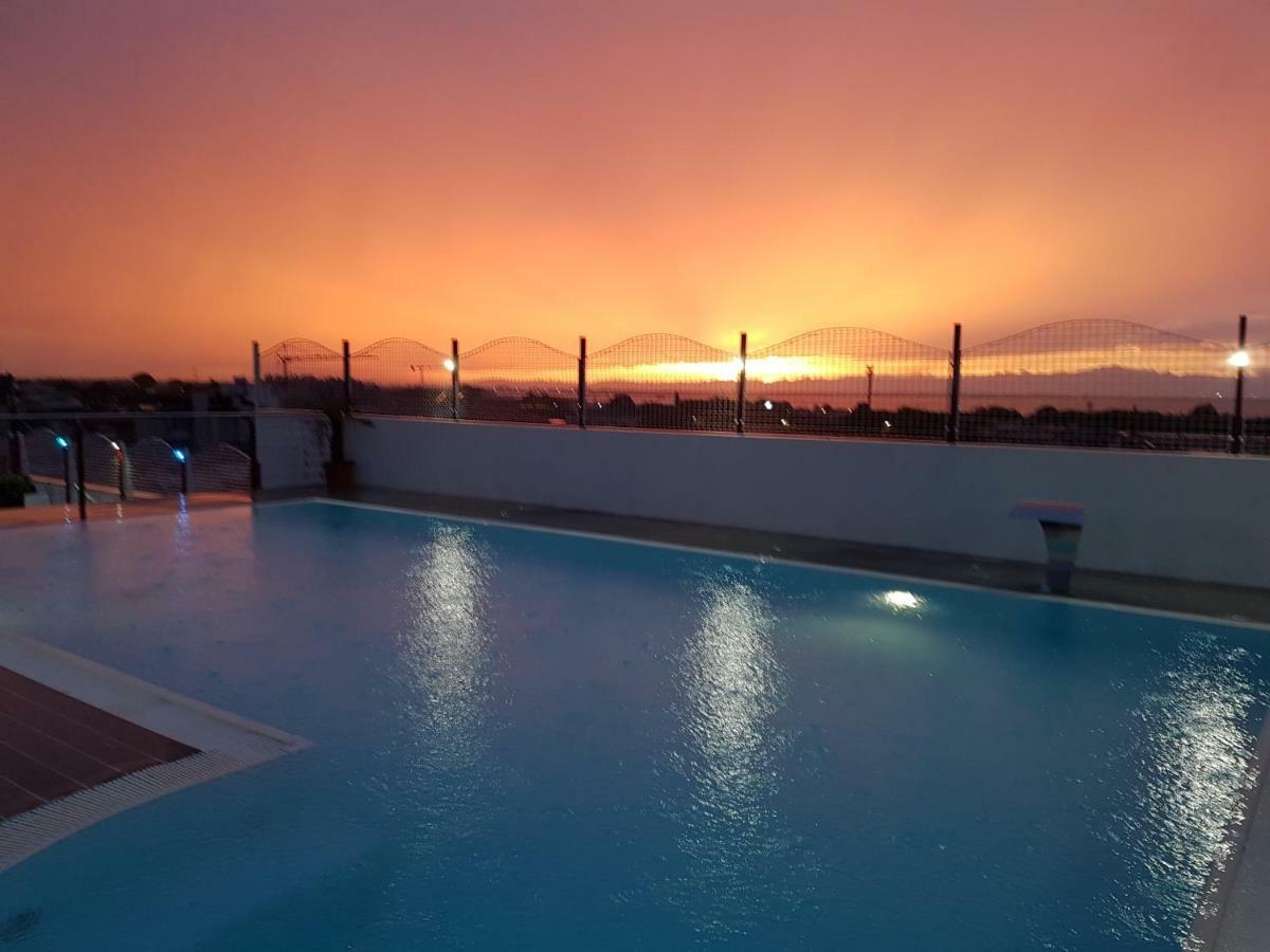 ליגננו סביאדורו Hotel Vienna מראה חיצוני תמונה